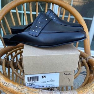 Clarks Pure Black Leather Mule